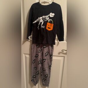 HALLOWEEN Cat & Jack dinosaur skeleton pajamas